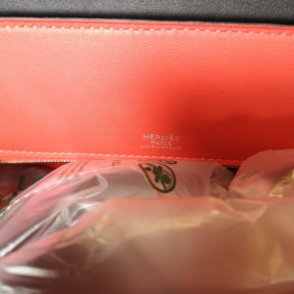 Rouge Pivoine 24 - Picture 2 of 7